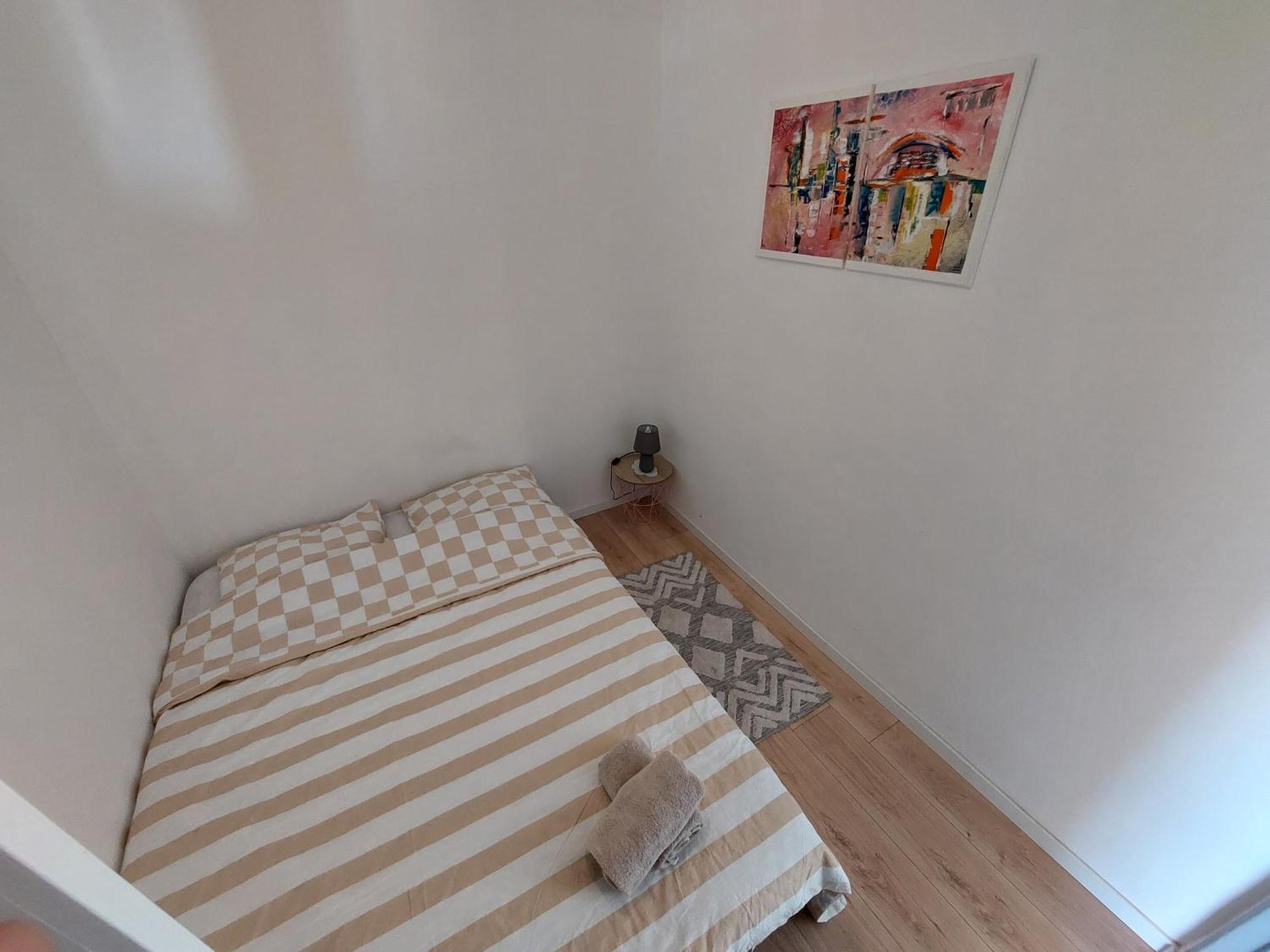 Le Voltaire - T2 Neuf Face Pyrenees Apartamento Tarbes Exterior foto